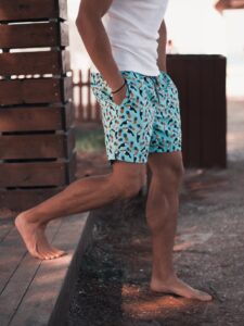 Μαγιώ με trendy σχέδια 70-01