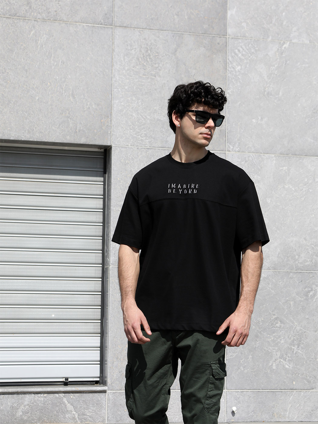 420A0834 copy Ανδρικό T-shirt TOMMY LIFE 10-633 Μαύρο - Image 1