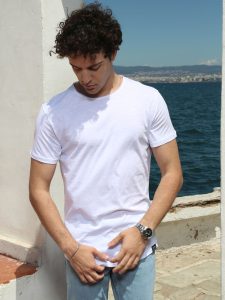 Oversized Κοντομάνικο T-shirt Με Ανοιχτό Λαιμό 10-719 Λευκό