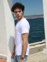 Oversized Κοντομάνικο T-shirt Με Ανοιχτό Λαιμό 10-719 Λευκό - Image 2