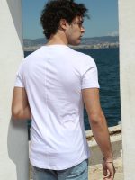 Oversized Κοντομάνικο T-shirt Με Ανοιχτό Λαιμό 10-719 Λευκό - Image 6