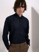 Ανδρικό Πουκάμισο Slim-fit Με Κρυφά Κουμπιά Enzio 33-7438 μαύρο