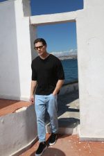 Oversize T-shirt Με V Λαιμό Oscar 207026 Μαύρο - Image 5